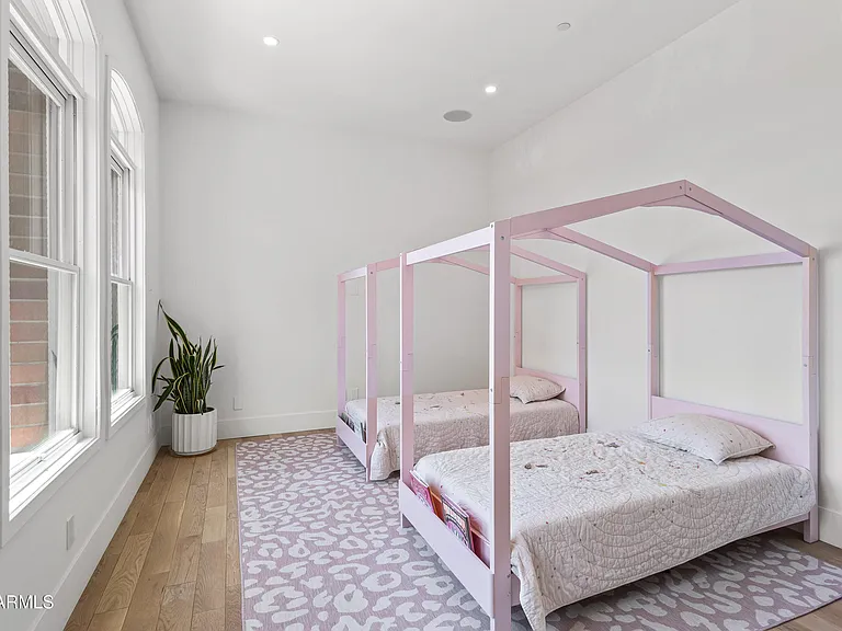 54 W Palm Ln #54 — Photo 34