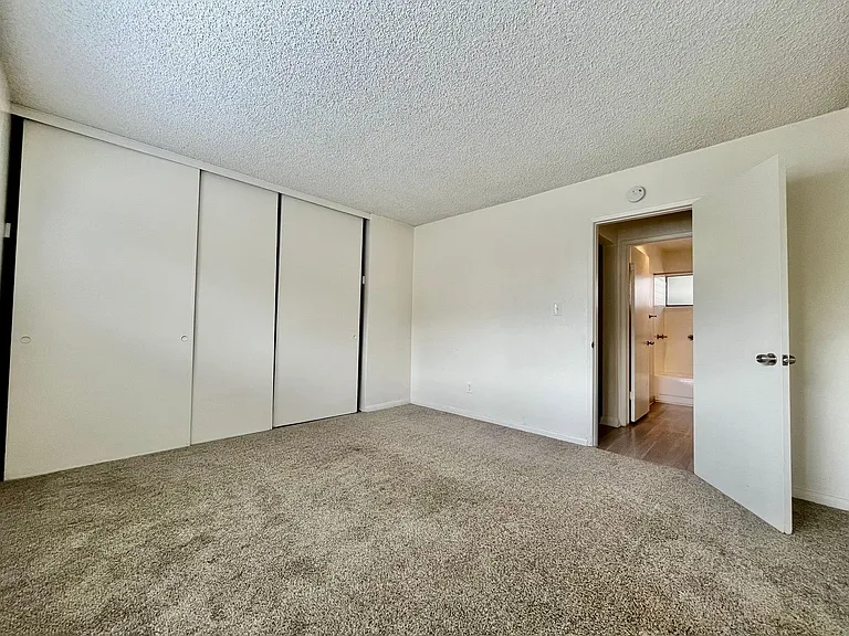 12529 Oak Knoll Rd — Photo 8