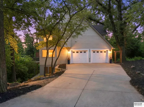 9905 N 30th Cir, Omaha, NE 68112