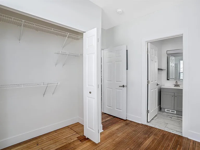 89 W Philadelphia St #2 — Photo 4