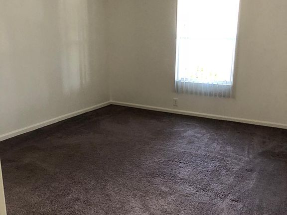 4th image of 2765 Gramercy Ave #House