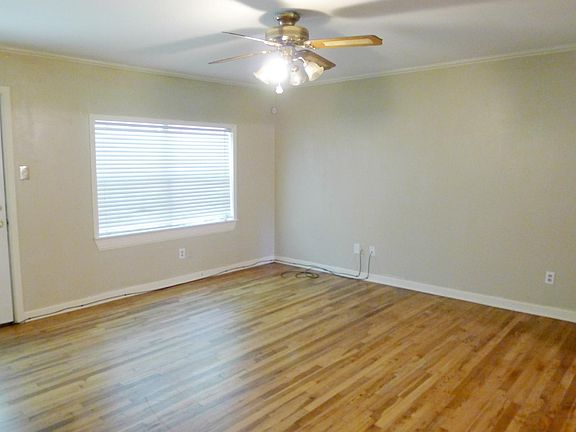2nd image of 310 Gardner Dr