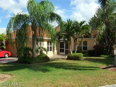 1st image of 15151 Cloverdale Dr