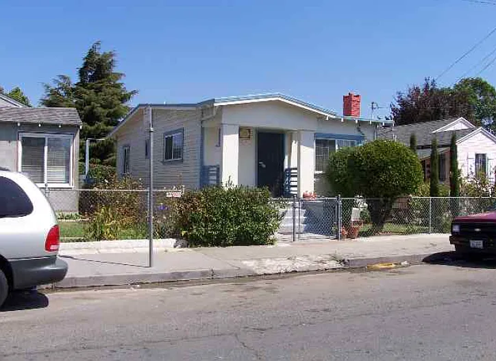 10750 Pearmain St — Photo 1
