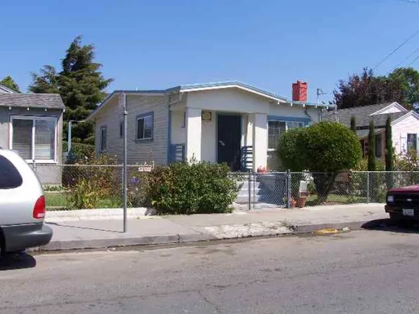10750 Pearmain St, Oakland, CA 94603