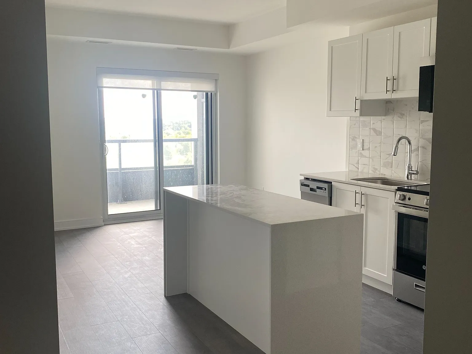 1 bed, $2,450 — Photo 1