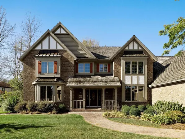 1320 Bentwood LANE, Manitowoc, WI 54220