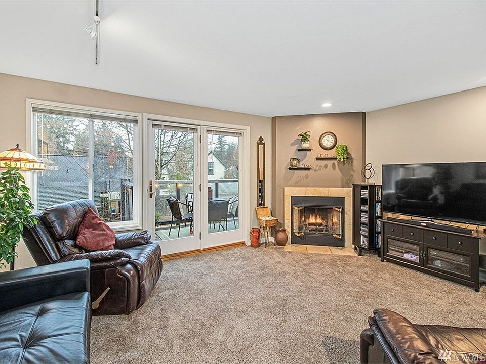 1st image of 1610 Park Ave