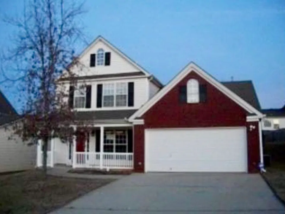 5818 Waggoner Ct