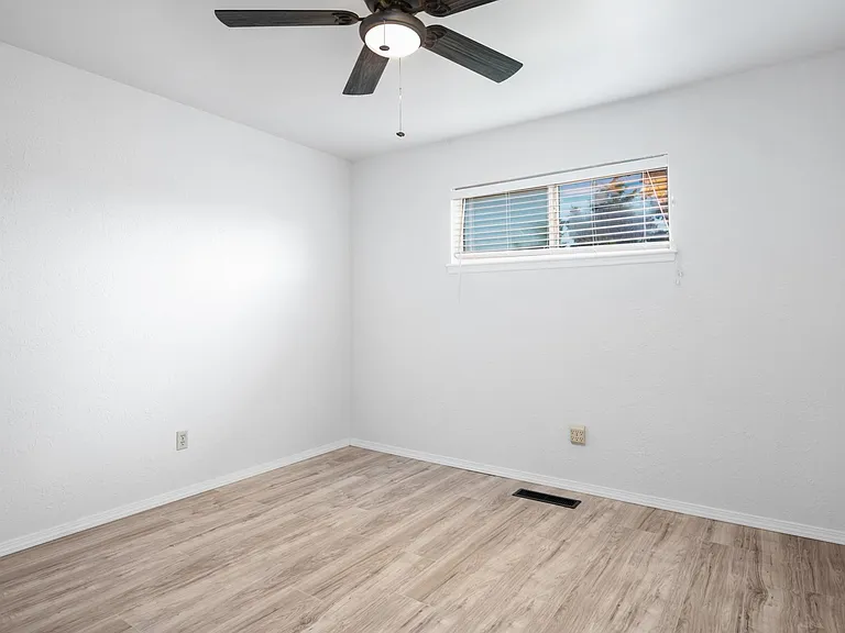 6708 Evergreen Canyon Rd — Photo 22