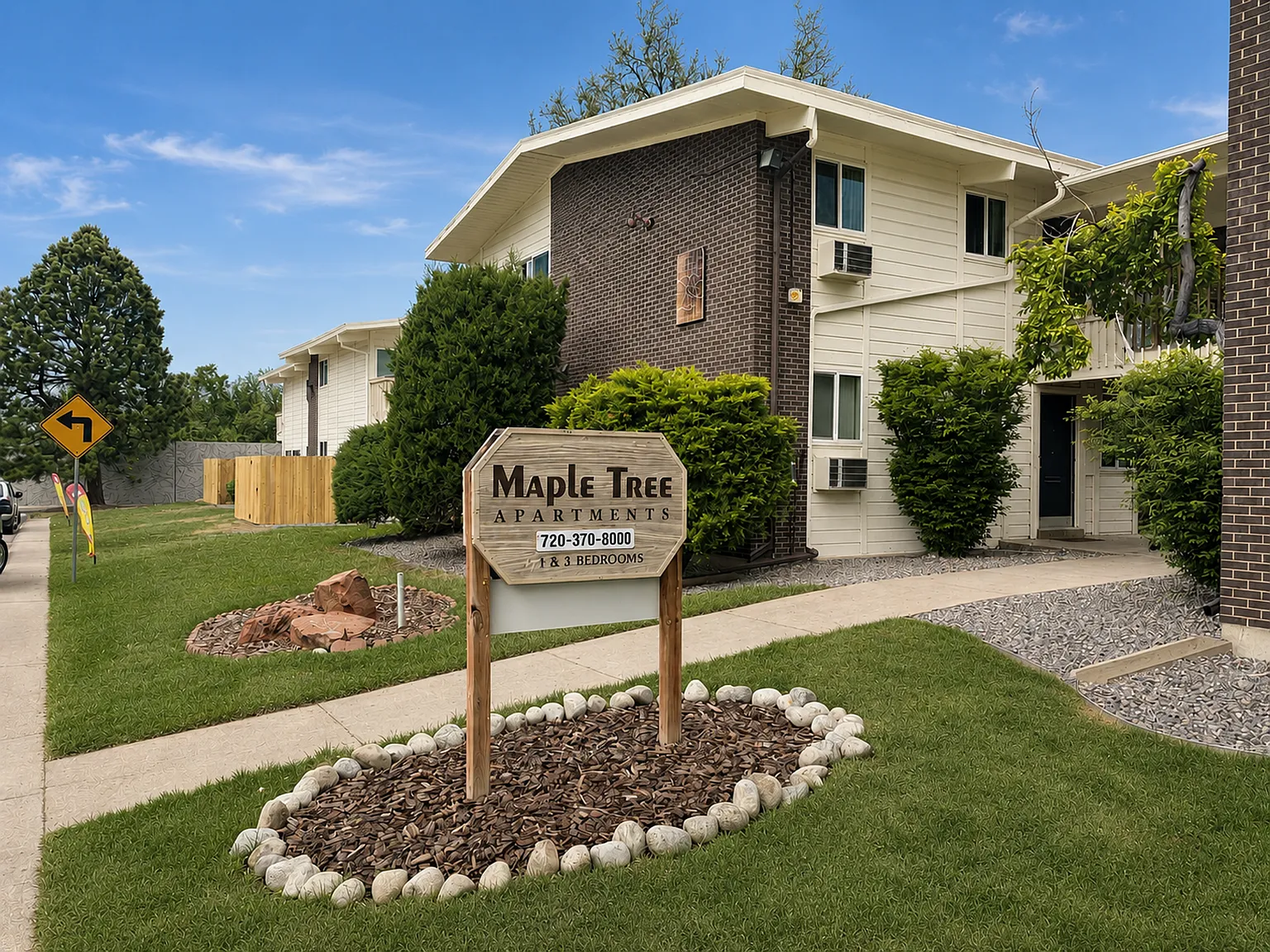 Maple Tree Apartments — Photo 1