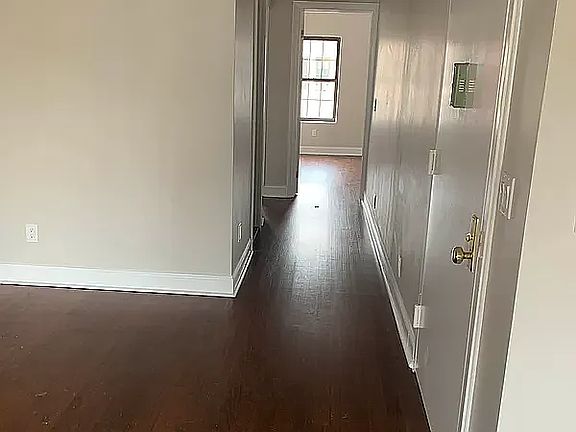 3rd image of 270 Throop Ave APT 3