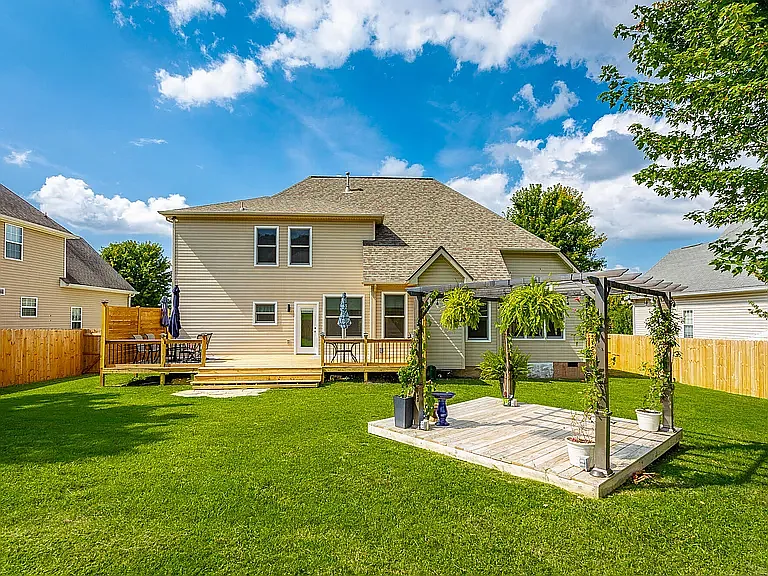 7194 Houser Ridge Ln — Photo 14