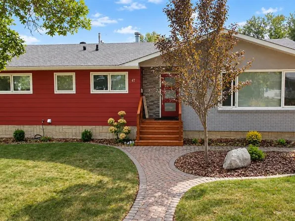 47 N Montcalm Ave, Camrose, AB T4V 2K9