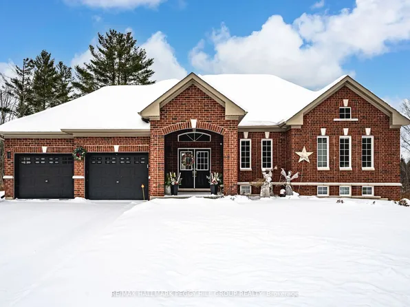 82 Diamond Valley Dr, Oro Medonte, ON L0L 2E0