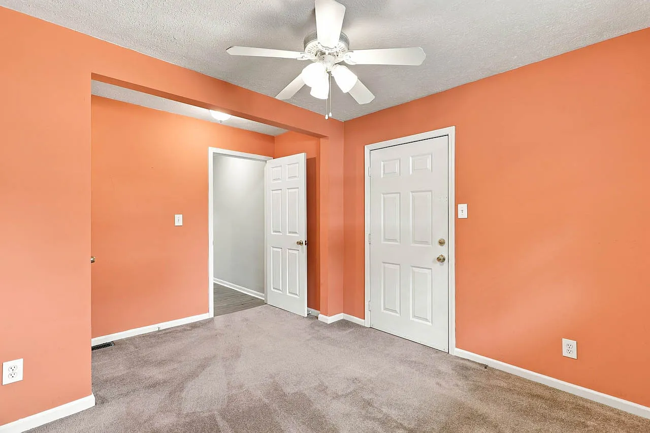 2 bed, 1106 sqft, $1,200 — Photo 3