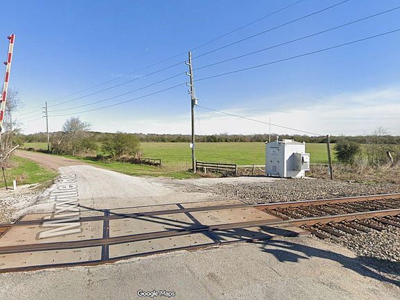 2nd image of 322 Mixville Rd