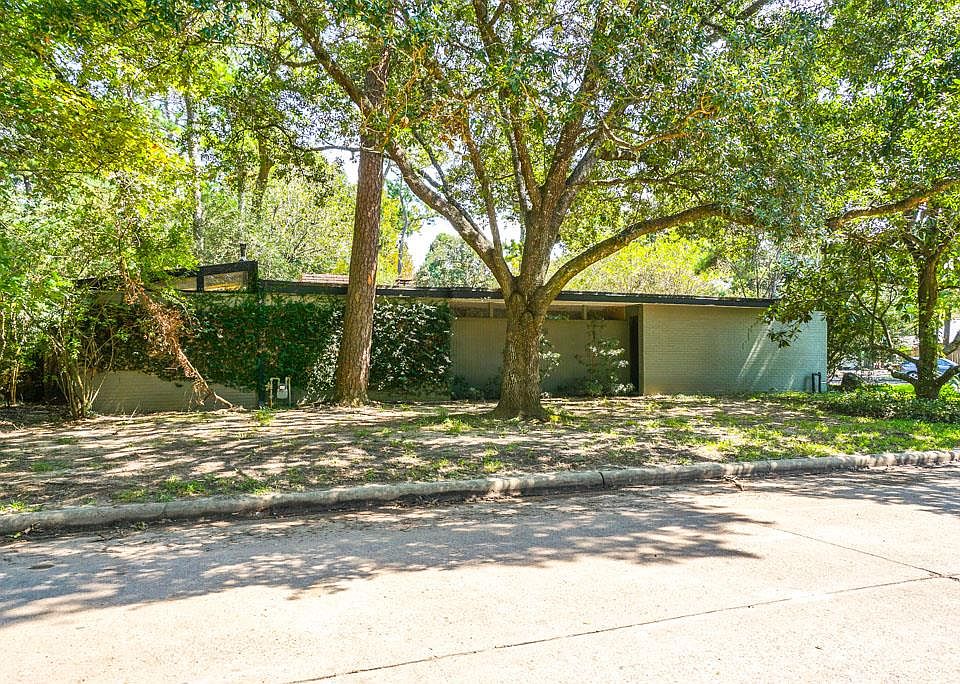 1st image of 322 Gershwin Dr