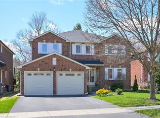 6 Lombardy Cres, Brampton, ON L6S4L8