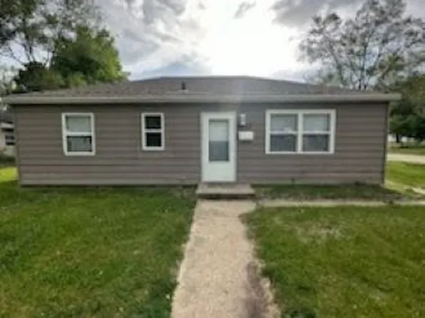 2203 Martha Ave, Rockford, IL 61104