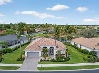 15859 Delasol LN, NAPLES, FL 34110