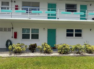 6000 21st St N APT 6, Saint Petersburg, FL 33714