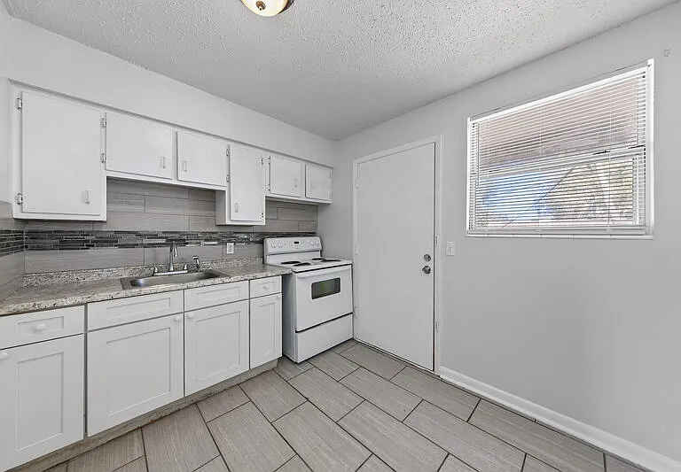 1531 Louisiana St #4 — Photo 9
