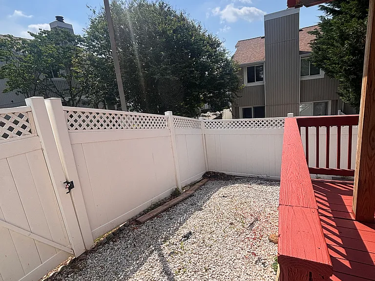 18529 Eagles Roost Dr — Photo 98