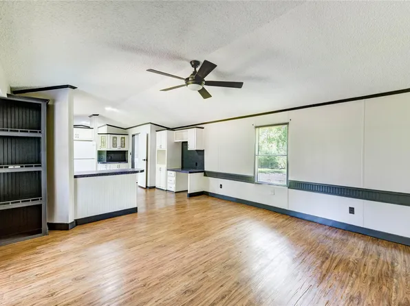 26342 Hunters Trl, New Caney, TX 77357