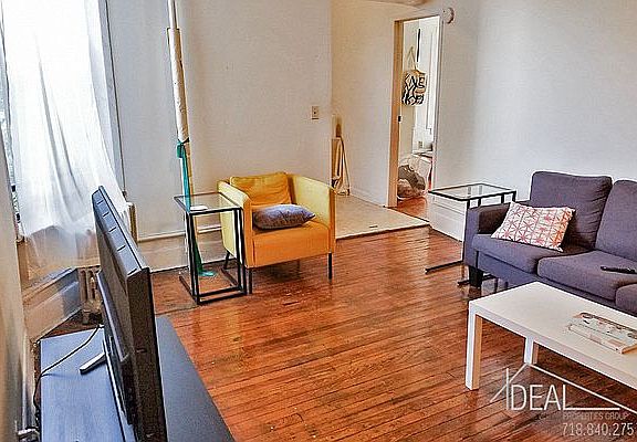 5th image of 233 17th St APT 3