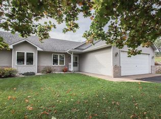 216 Rosewood Ave NW, Isanti, MN 55040