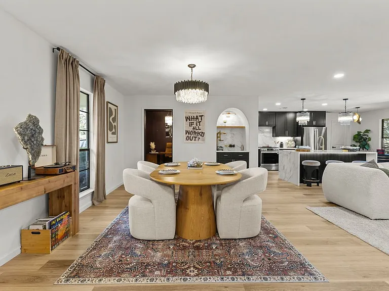 2822 Low Oak St — Photo 14