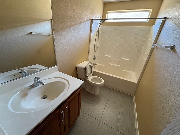 4725 Portola Vista Ave — Photo 28