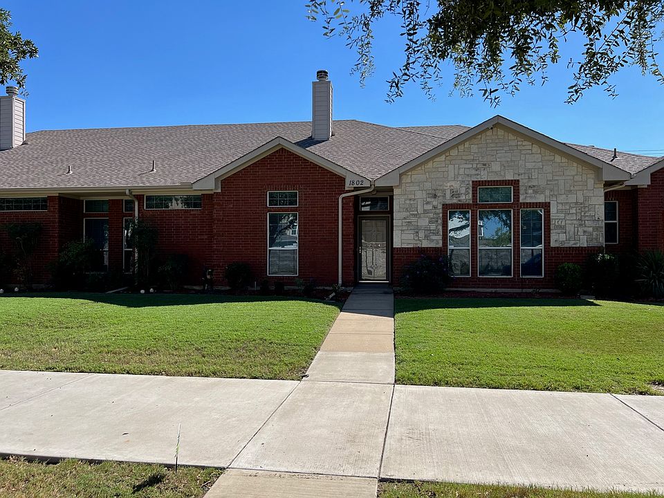 1st image of 1802 Poinsettia Blvd