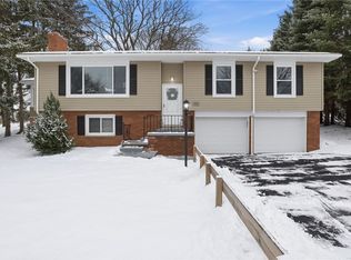 104 Church Hill Rd, Henrietta, NY 14467