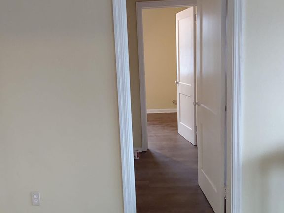 3rd image of 1518 W 14th St