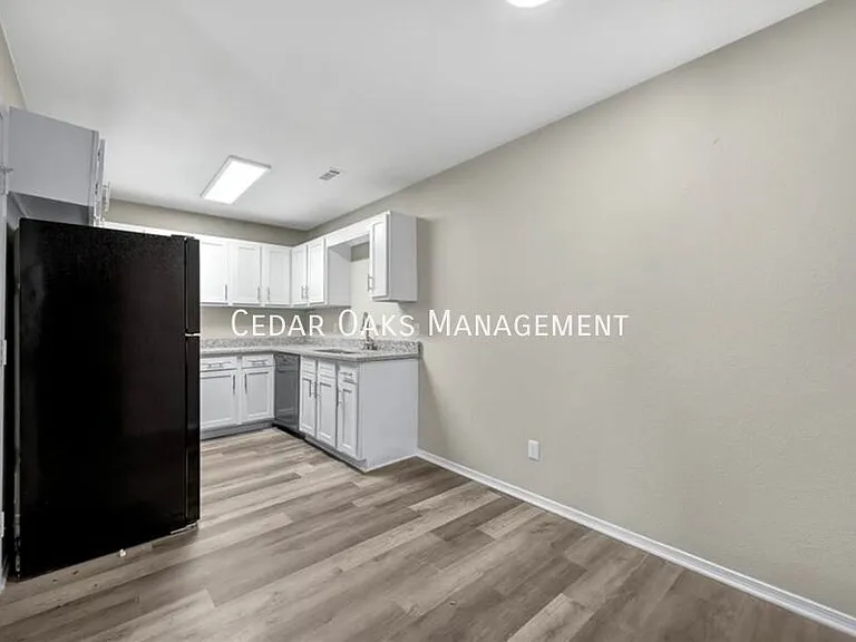 4346 W Thrasher Dr — Photo 5