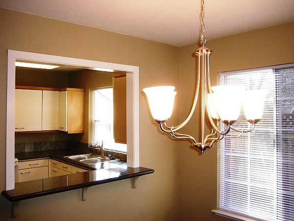 4th image of 173 Sierra Vista Ave APT 5
