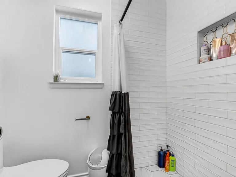 2409 Emerson Ct — Photo 35
