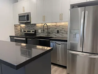 211 Baldwin Avenue, #601