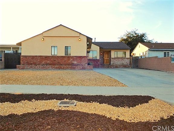 2nd image of 15209 Piuma Ave