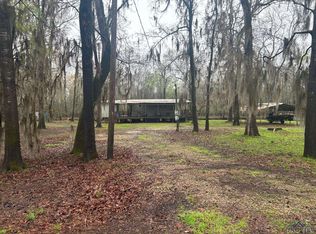 4678 Cypress Village Rd, Karnack, TX 75661