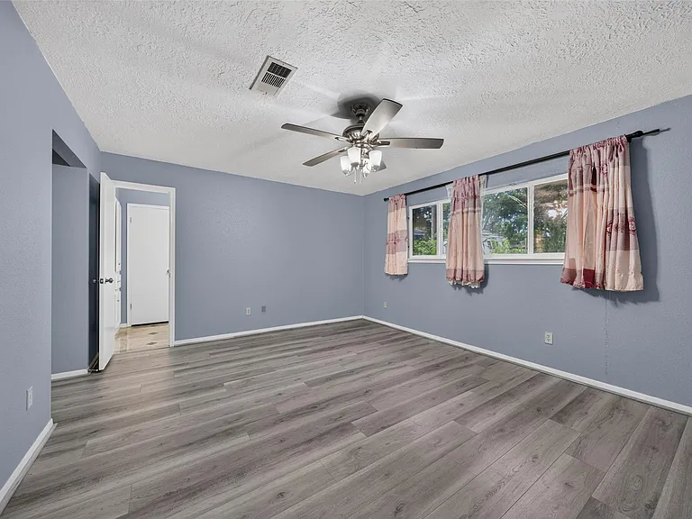 5714 Arbor Vitae Dr — Photo 32