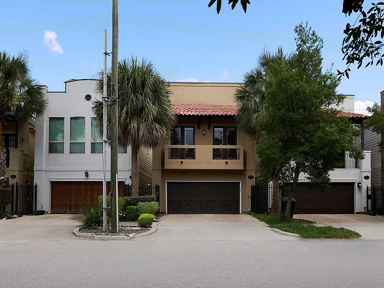 5516 Larkin St — Photo 25