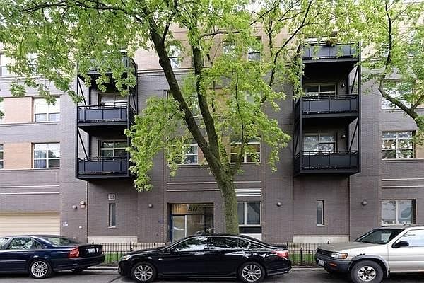 1st image of 2143 W Wellington Ave #P4319