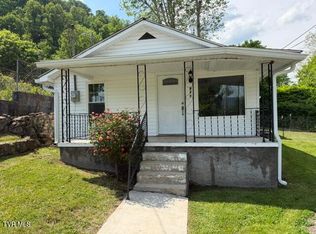 623 6th Ave E, Big Stone Gap, VA 24219