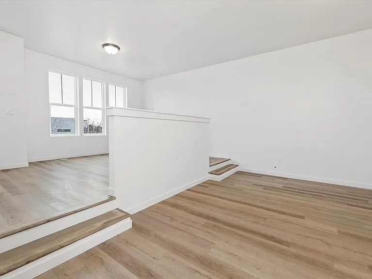 1630 N Mumbarto Ln — Photo 5