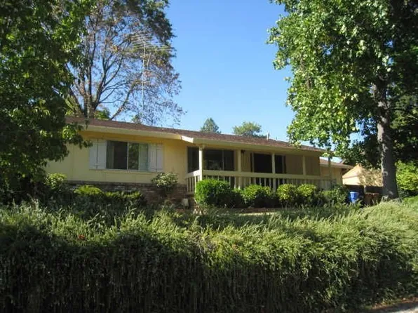 614 Circlewood Dr, Paradise, CA 95969