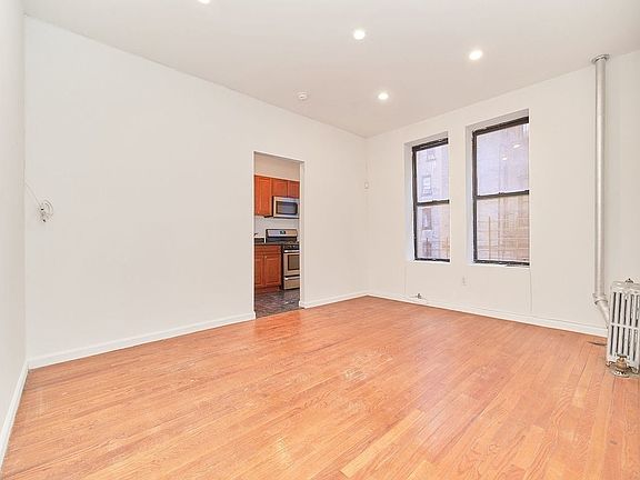 5th image of 629 W 135th St APT 3
