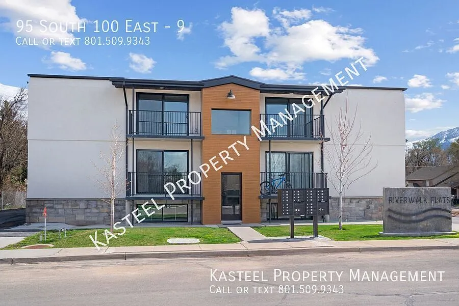 Building Photo - 95 S 100 E #9